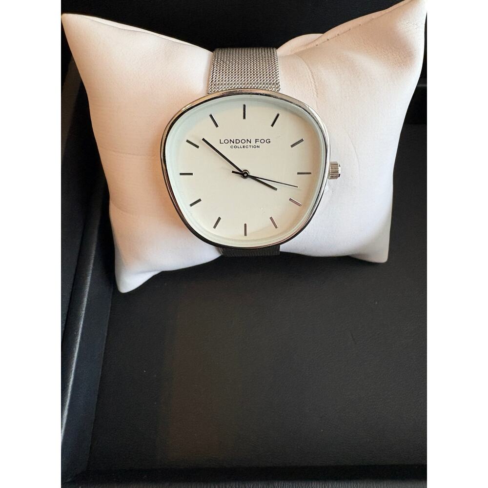 London Fog Collection LF031YG Women Silver Mesh Strap White Dial Watch New Box